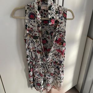 Tory Burch floral short jump suit with collar and draw string gold detail.